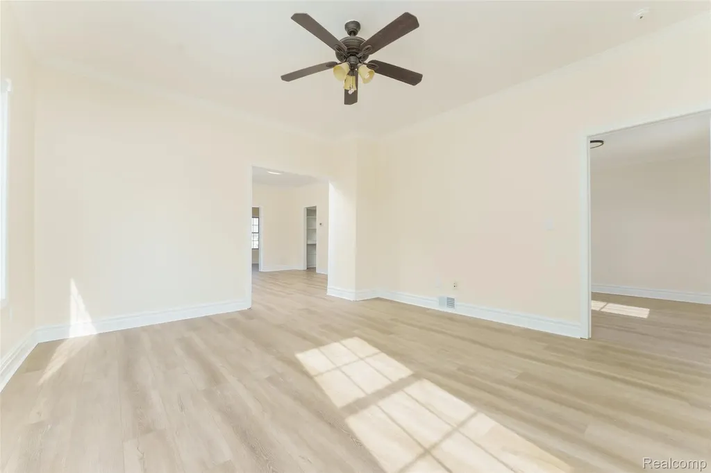 3342 Oak Grove Road Howell Township MI 48855