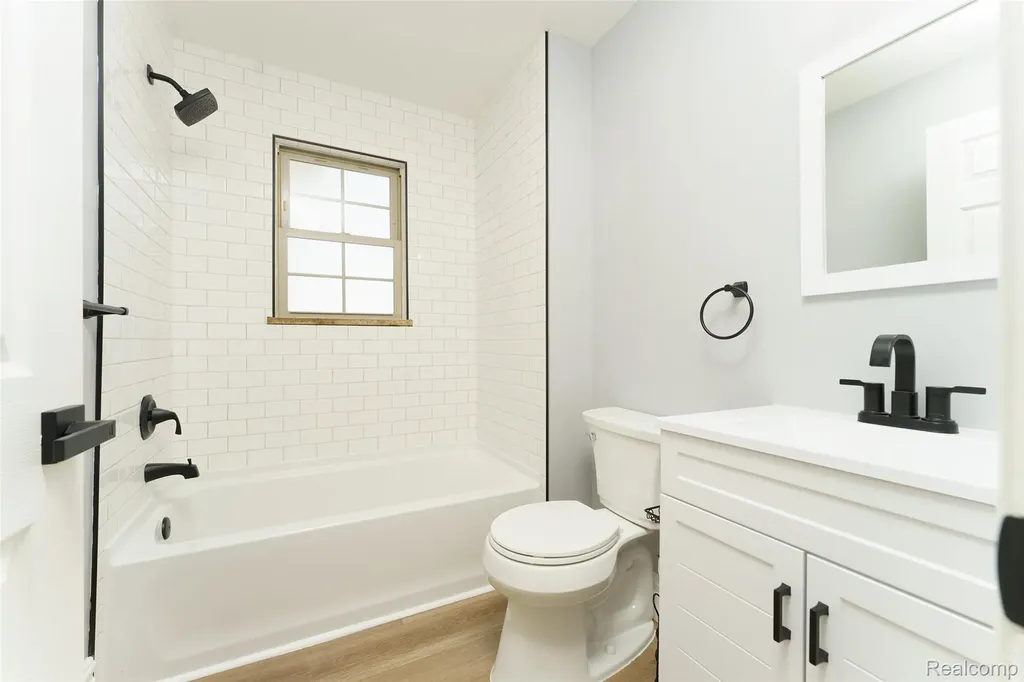 3342 Oak Grove Road Howell Township MI 48855