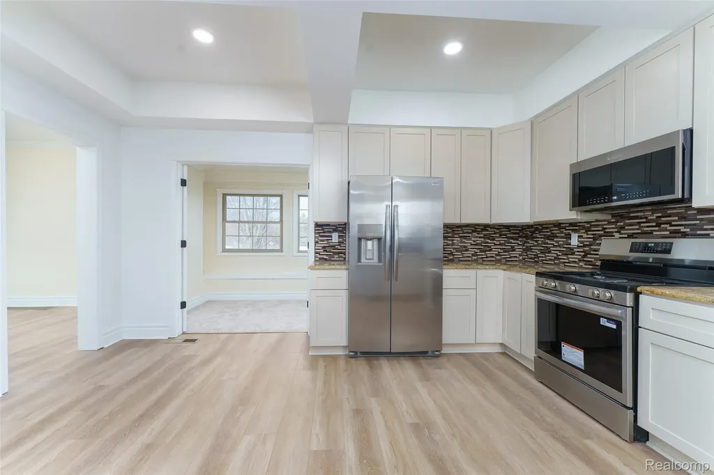 3342 Oak Grove Road Howell Township MI 48855