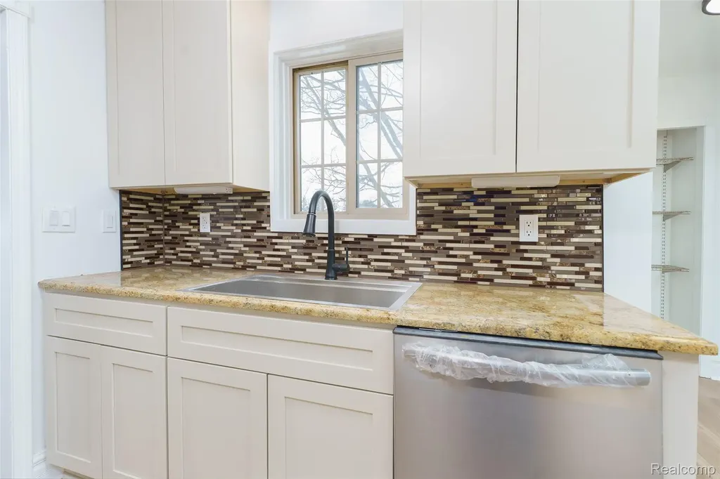 3342 Oak Grove Road Howell Township MI 48855