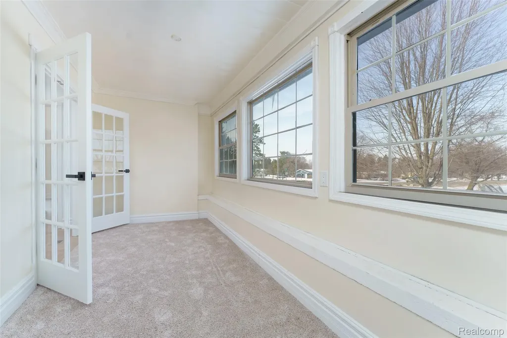3342 Oak Grove Road Howell Township MI 48855