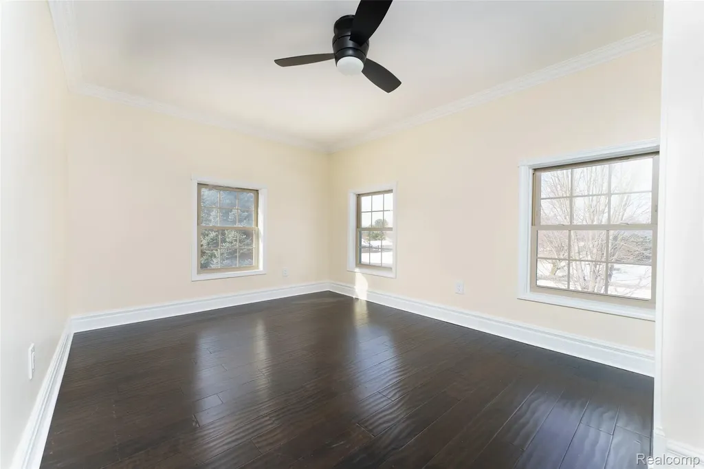 3342 Oak Grove Road Howell Township MI 48855