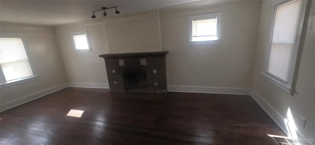 10428 Marne Street Detroit City MI 48224