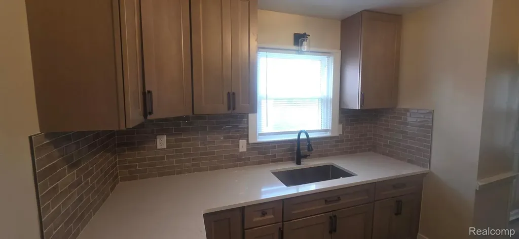 10428 Marne Street Detroit City MI 48224