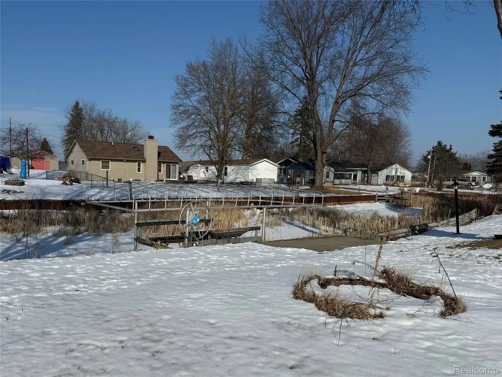 336 Twin Lake Road Tobacco Township MI 48612