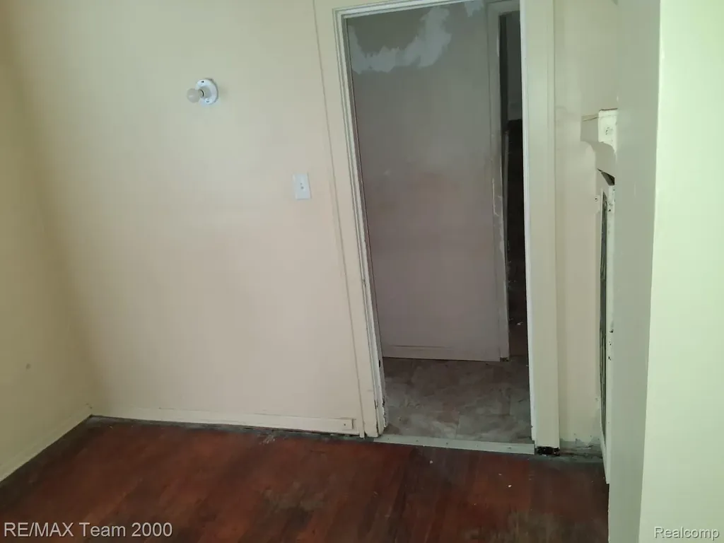 13235 Freeland Detroit City MI 48227