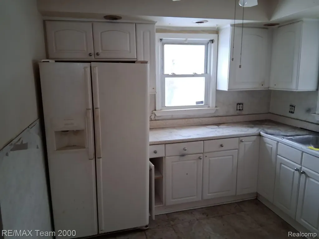 13235 Freeland Detroit City MI 48227
