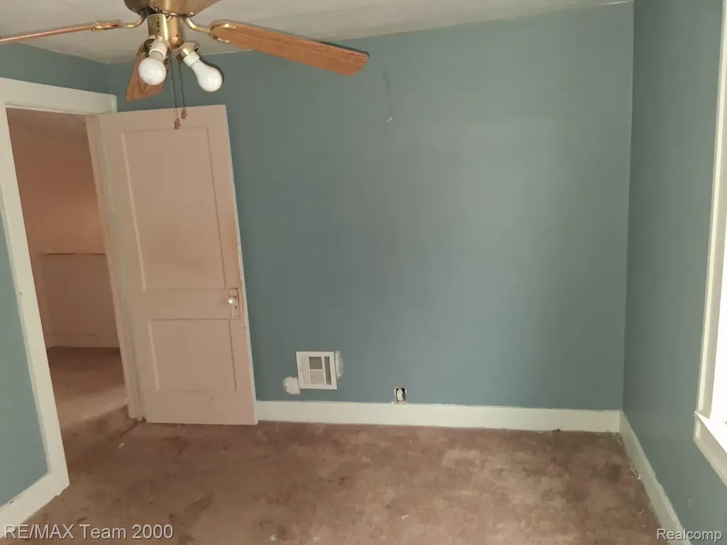 13235 Freeland Detroit City MI 48227