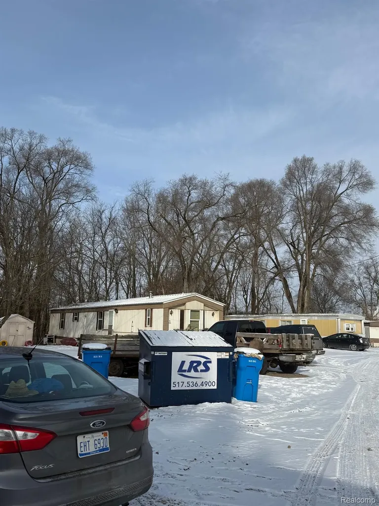 6934 Lansing Avenue Rives Township MI 49201