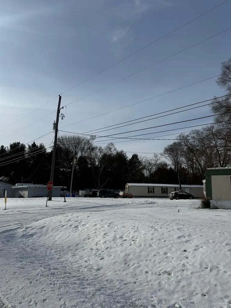 6934 Lansing Avenue Rives Township MI 49201