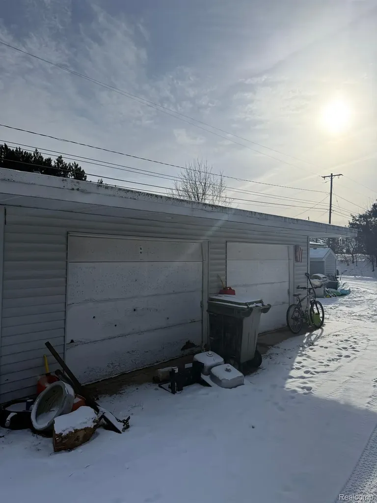 6934 Lansing Avenue Rives Township MI 49201