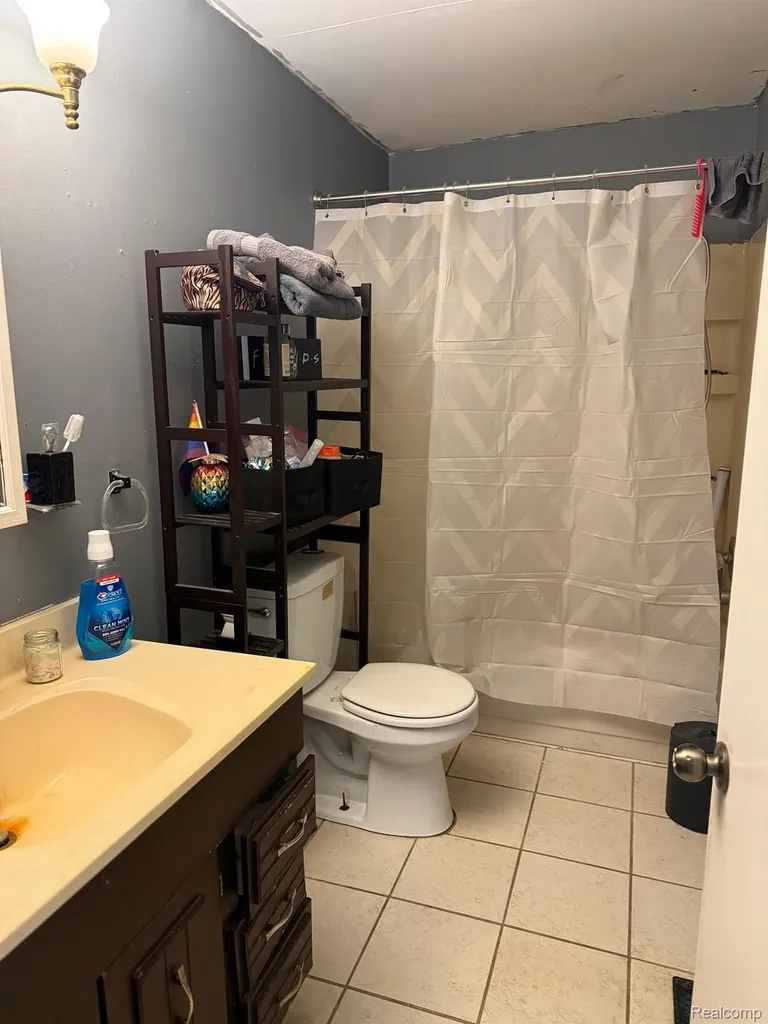 6934 Lansing Avenue Rives Township MI 49201