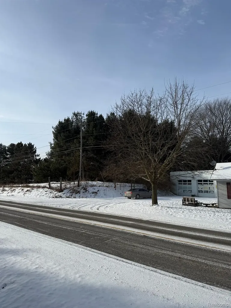 6934 Lansing Avenue Rives Township MI 49201