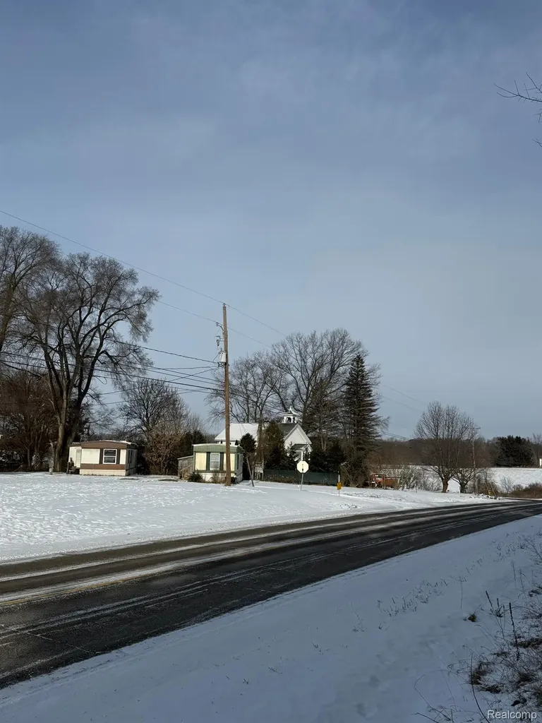 6934 Lansing Avenue Rives Township MI 49201