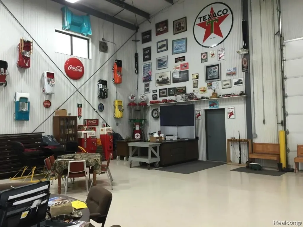 6350 Wolf Road Burnside Township MI 48416