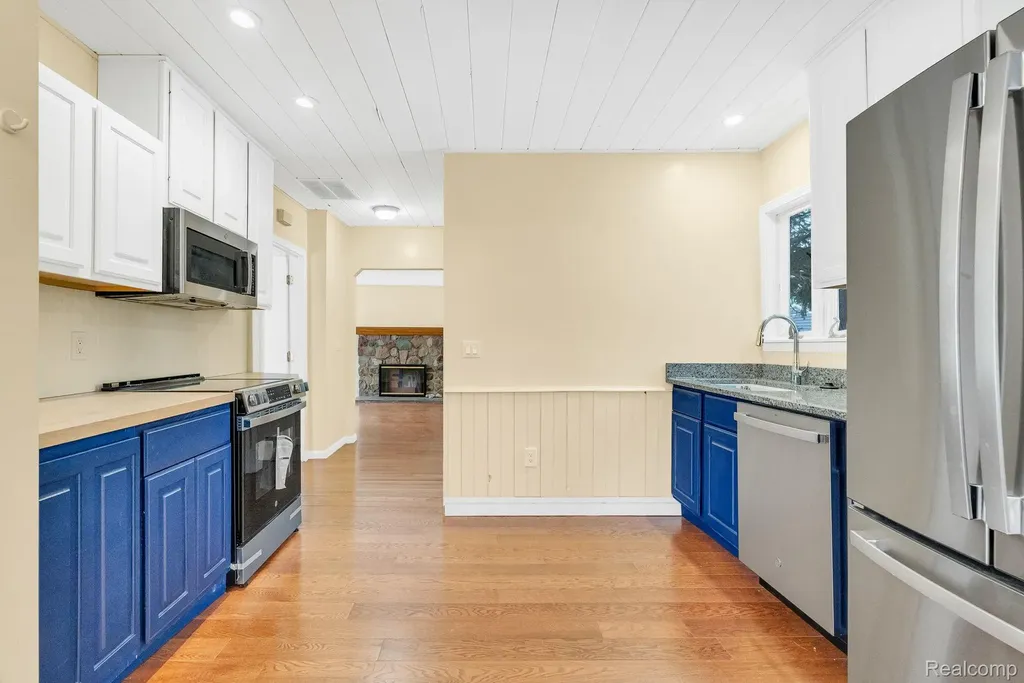 7271 Simons Street Lexington Village MI 48450