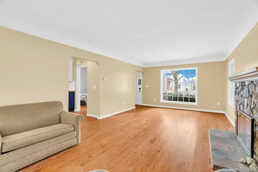 7271 Simons Street Lexington Village MI 48450