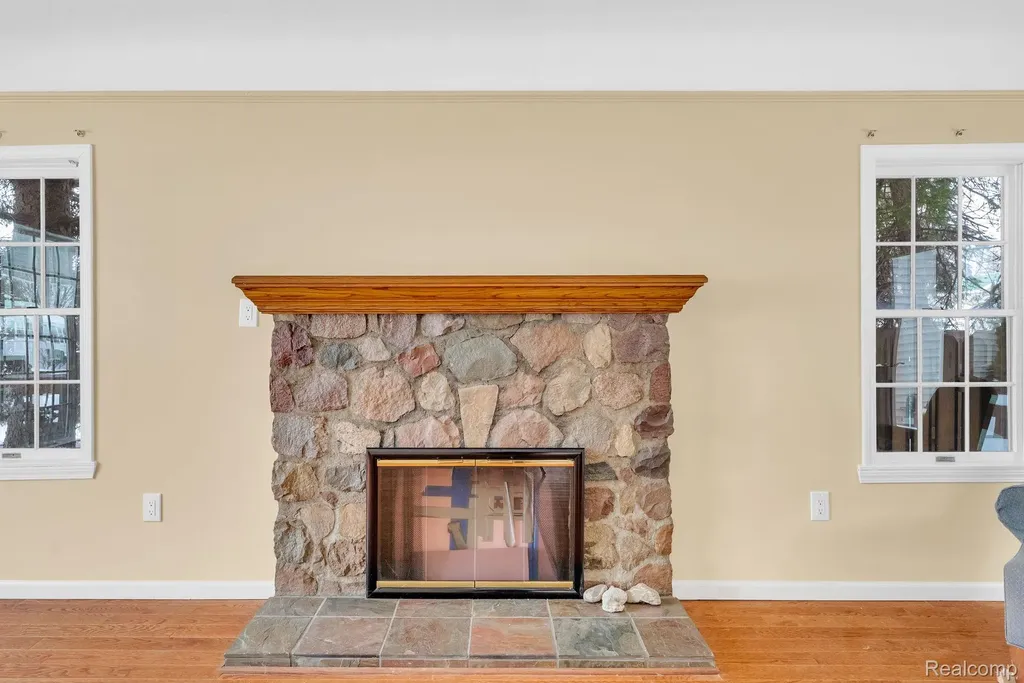 7271 Simons Street Lexington Village MI 48450