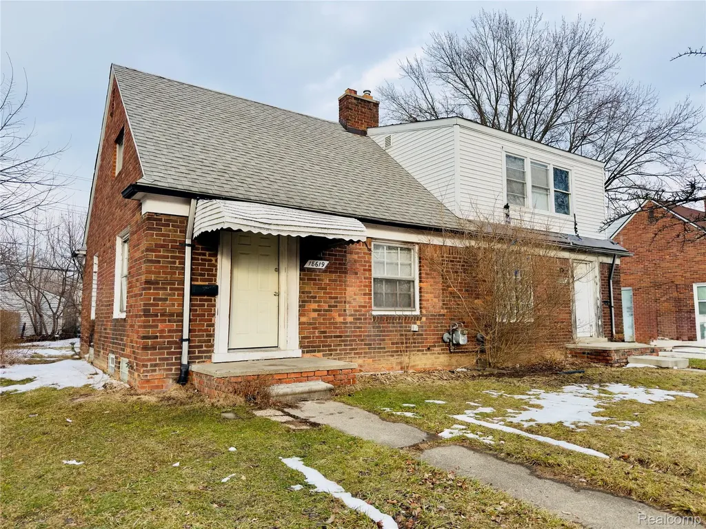 18619 Moross Road Detroit City MI 48224
