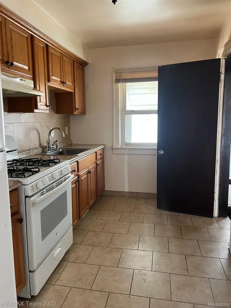 6406 Mead Street Dearborn City MI 48126