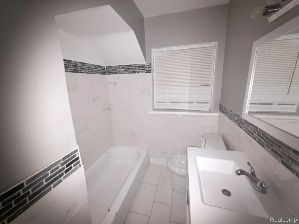 13216 Terry Street Detroit City MI 48227