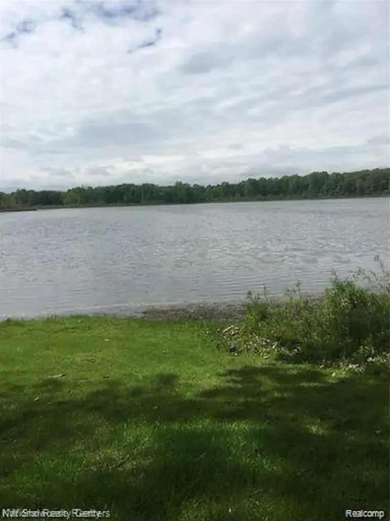 0000 Highland Park Drive Highland Charter Township MI 48356