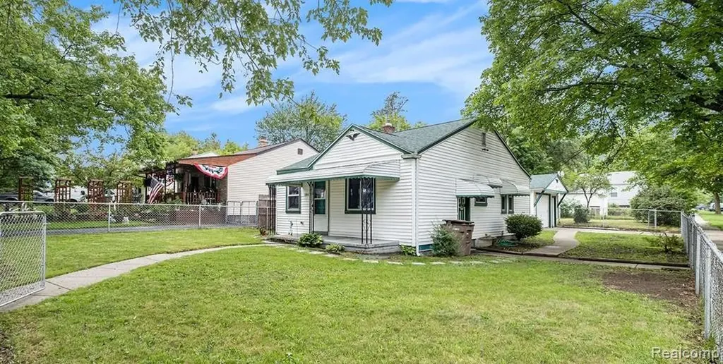 180 W Rutgers Avenue Pontiac City MI 48340