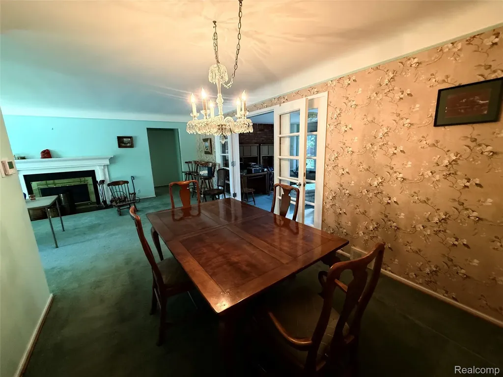 489 Chalfonte Avenue Grosse Pointe Farms City MI 48236