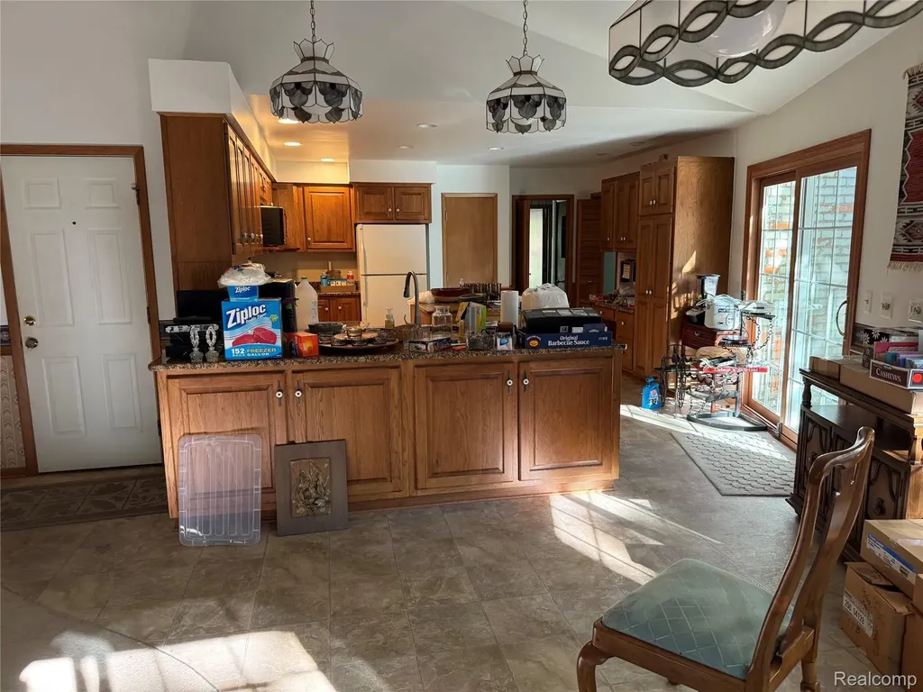 489 Chalfonte Avenue Grosse Pointe Farms City MI 48236