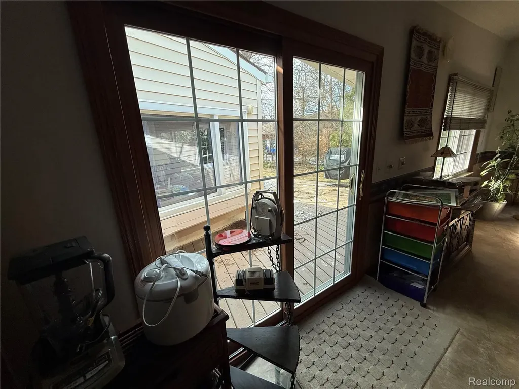 489 Chalfonte Avenue Grosse Pointe Farms City MI 48236