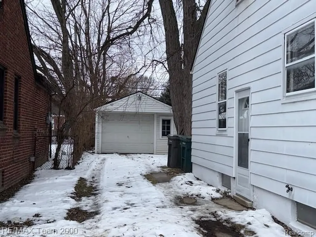 3346 Roosevelt Street Dearborn City MI 48124