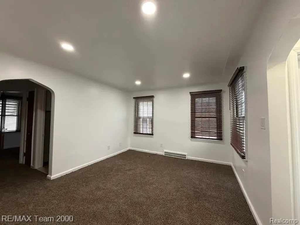 3346 Roosevelt Street Dearborn City MI 48124