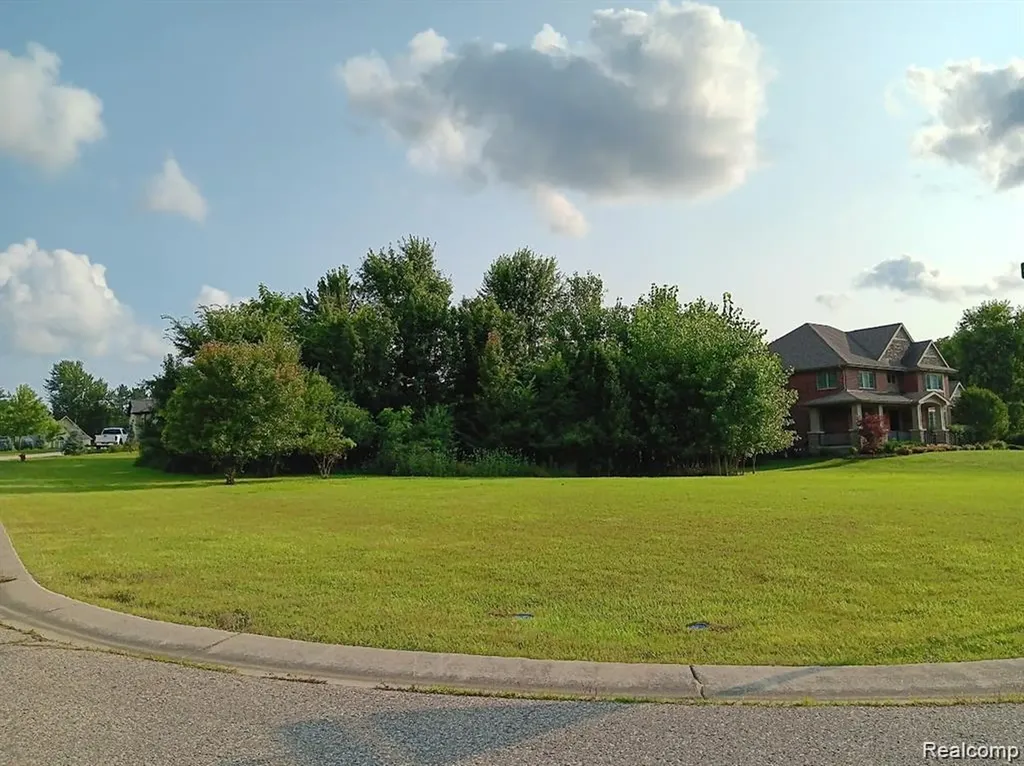 Lot 21 Burlwood Circle Grand Blanc Charter Township MI 48439