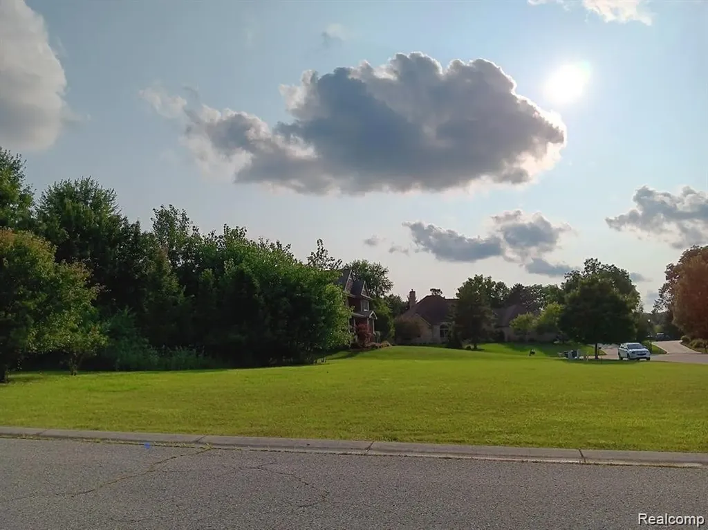 Lot 21 Burlwood Circle Grand Blanc Charter Township MI 48439