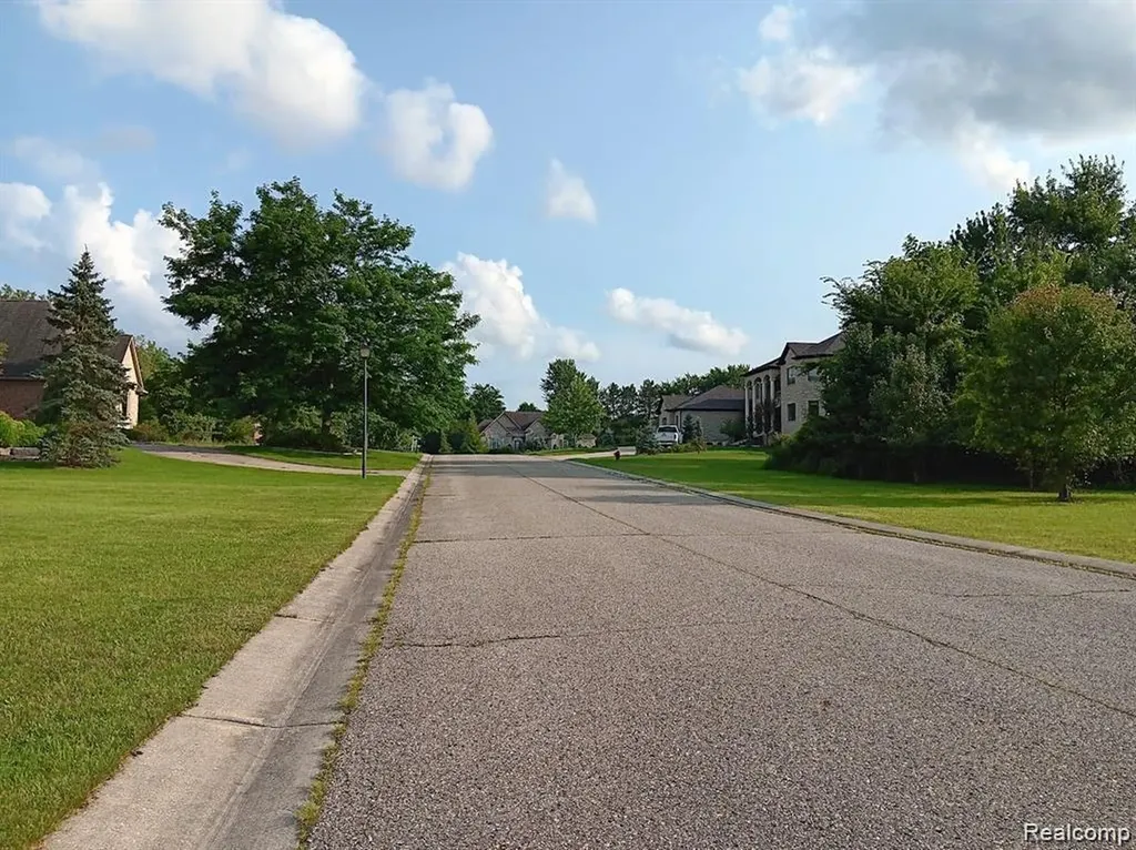 Lot 21 Burlwood Circle Grand Blanc Charter Township MI 48439