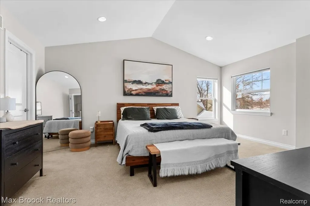 4511 Sedum Glen Waterford Charter Township MI 48328