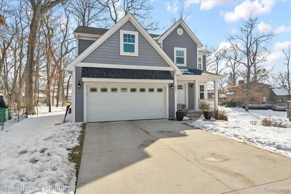 4511 Sedum Glen Waterford Charter Township MI 48328