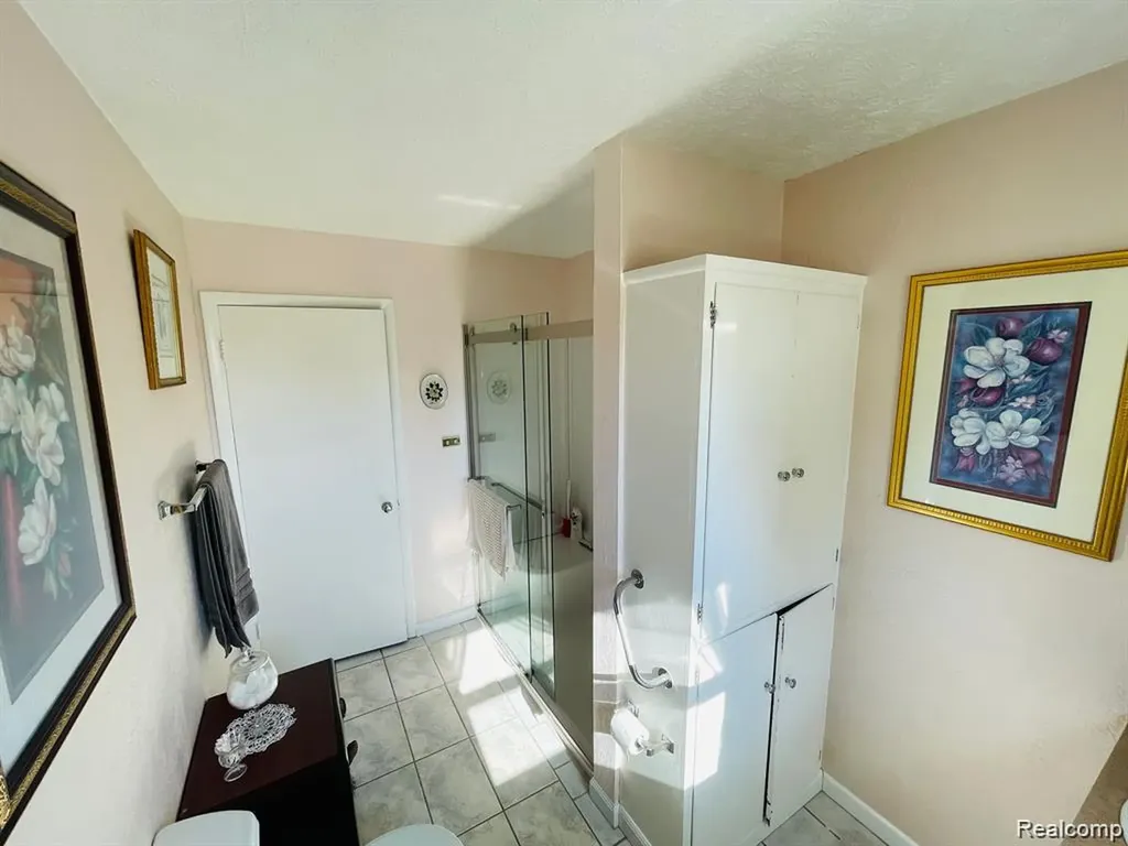 11424 W Corunna Road Clayton Charter Township MI 48449