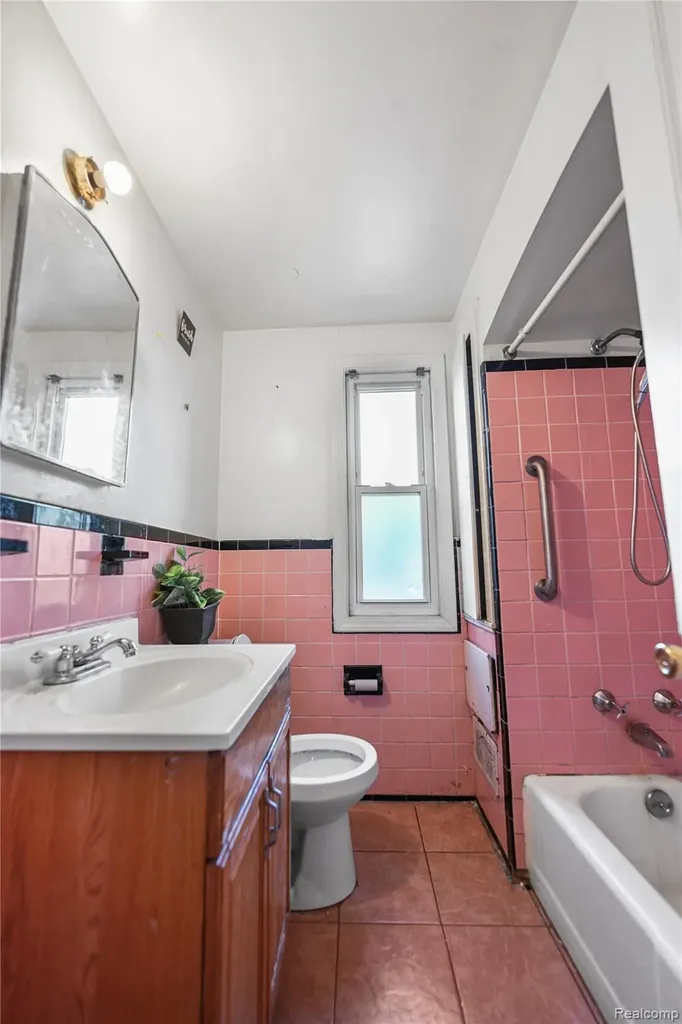 3535 Ewald Circle Detroit City MI 48204