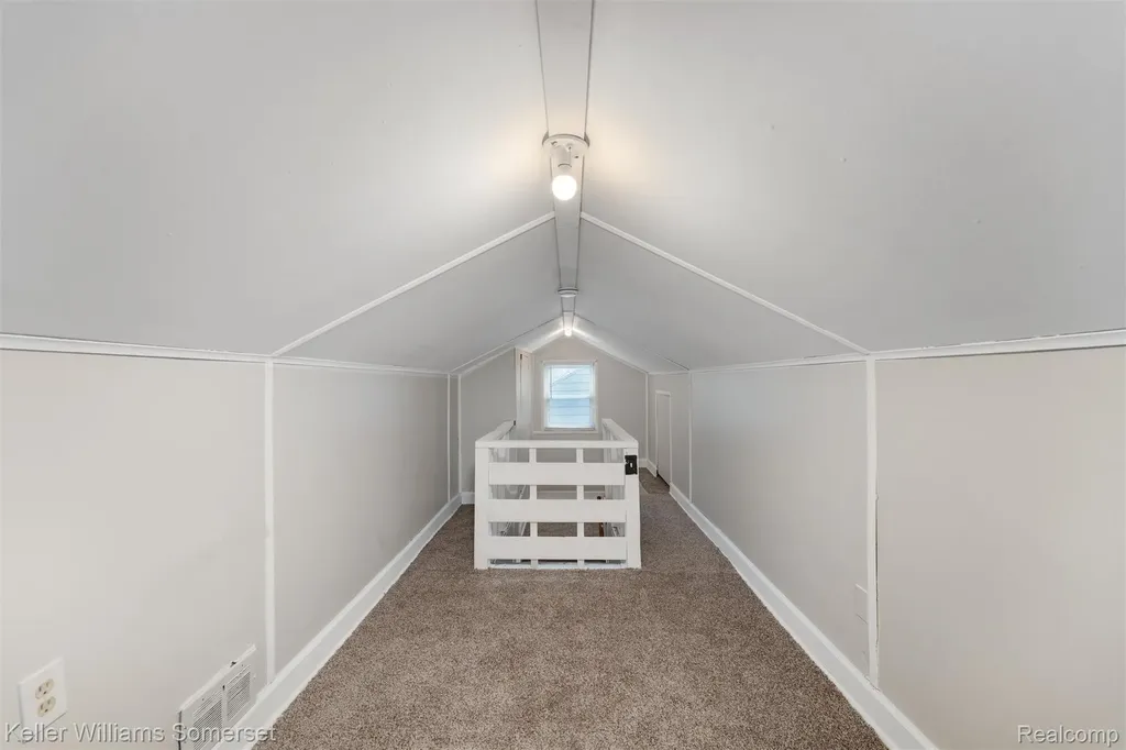 19163 Kenosha Street Harper Woods City MI 48225
