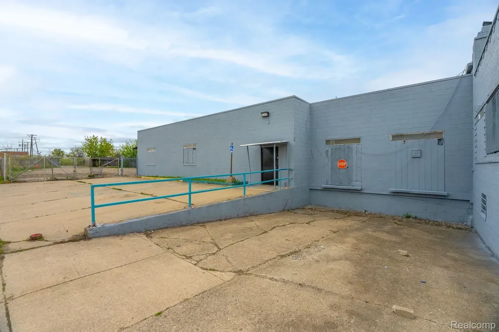 9900 Northlawn Street Detroit City MI 48204