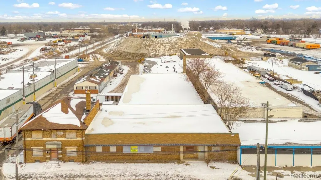 14290 Meyers Road Detroit City MI 48227