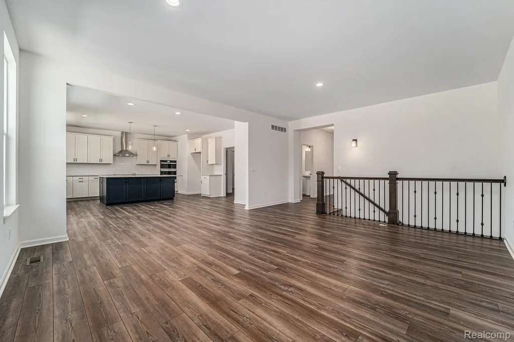 7557 Orchard Lane Washington Township MI 48095