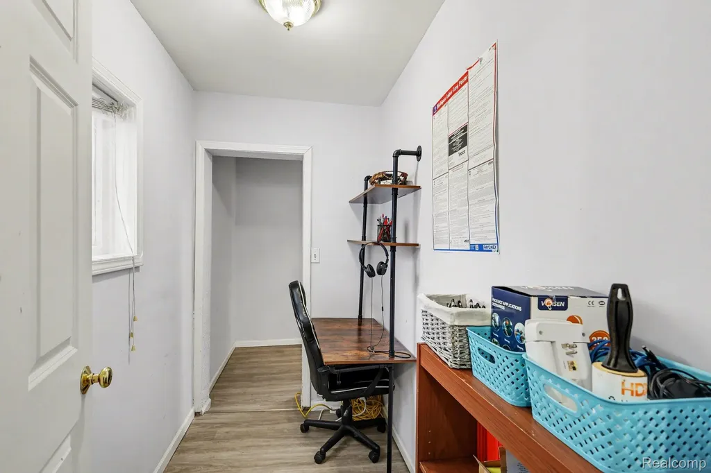 1031 N Washington Avenue Lansing City MI 48906