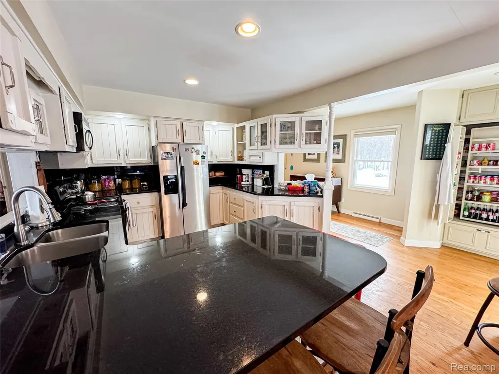 4028 Loon Lake Court Fenton Charter Township MI 48451