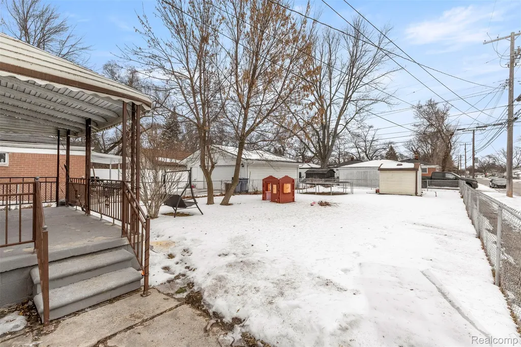 4721 Jackson Street Dearborn Heights City MI 48125