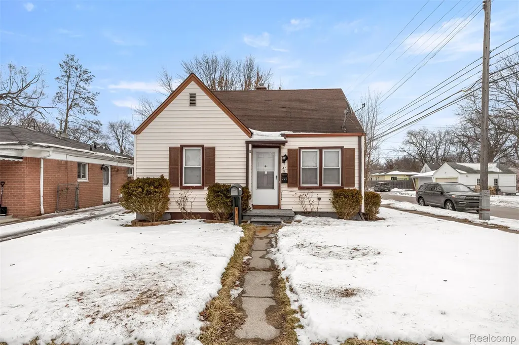 4721 Jackson Street Dearborn Heights City MI 48125