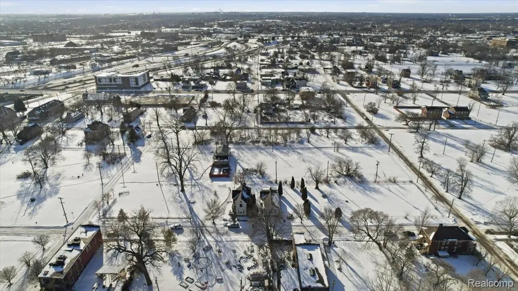 2745 Vermont Street Detroit City MI 48216