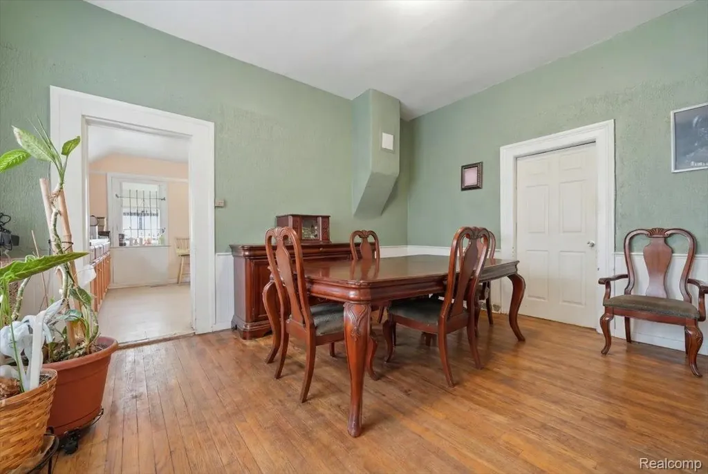2745 Vermont Street Detroit City MI 48216
