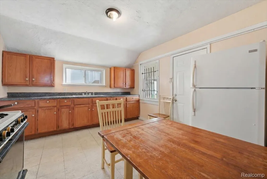 2745 Vermont Street Detroit City MI 48216
